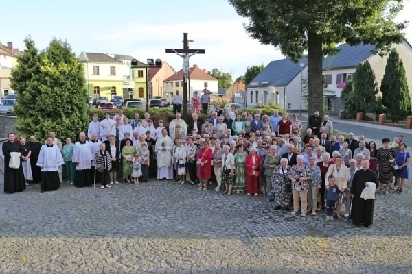 524128075 727309146599990 n 524128075 727309146599990 n